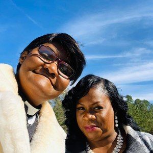 Meet your Posher, Tina